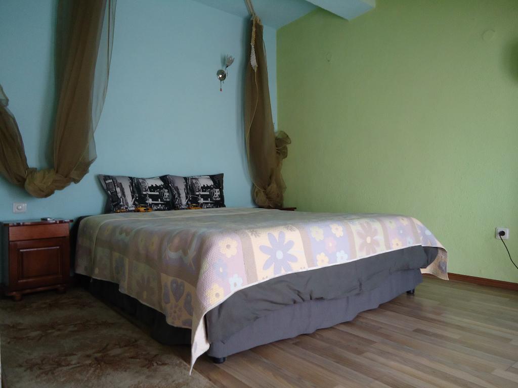 Dionis Hotel Petrich  Rom bilde
