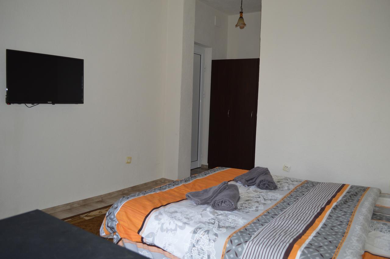 Dionis Hotel Petrich  Eksteriør bilde